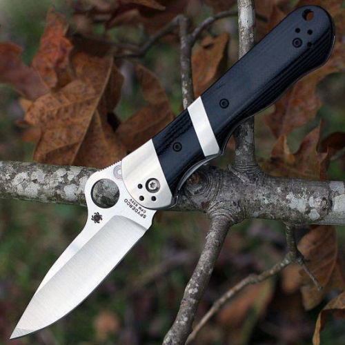 Складной нож Spyderco Lil' Sub-Hilt™ by Butch Vallotton - 224GP